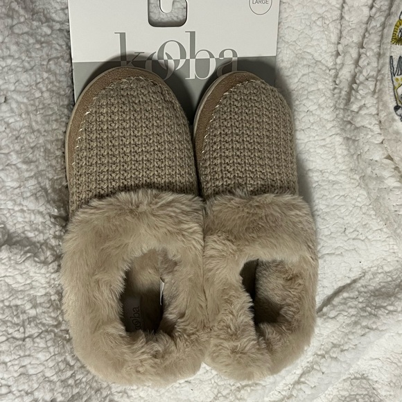 Kooba Tan Knit Slippers NWT - Picture 7 of 7